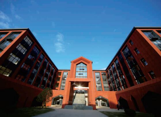 贵州大学花溪校区-铝单板工程